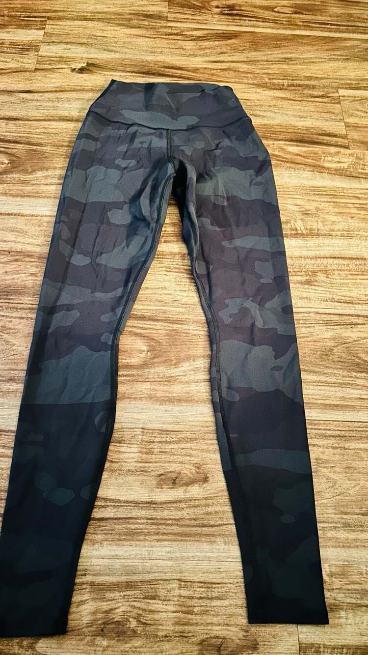 Alo Yoga High Waist Vapor Camo Leggings XS. Pc89
